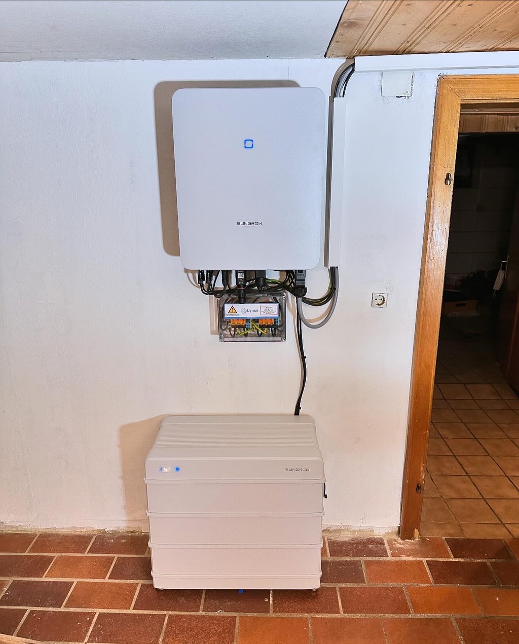 SUNGROW System – Installation Innenraum · Neuwied